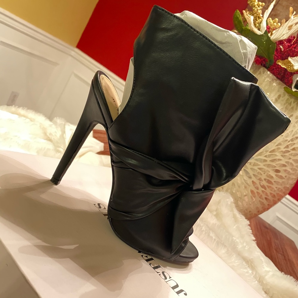Black Dress Sandal